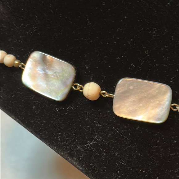 Chico’s Elegant Mother of Pearl Necklace - Picture 4 of 8